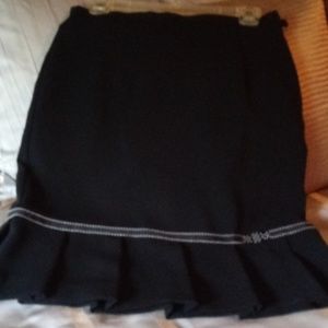 Dressbarn business skirt petite 8 black w white tr